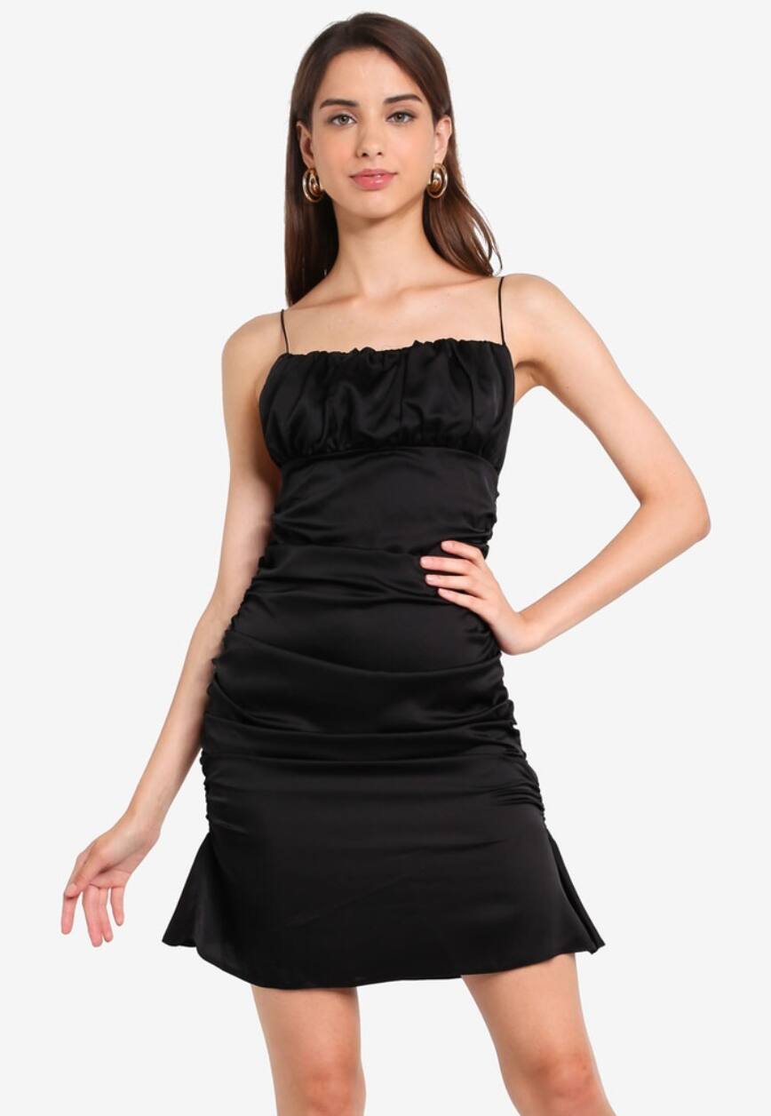 5 Tips On How To Nail A Classy, Not Trashy, Valentine's Date Night Look